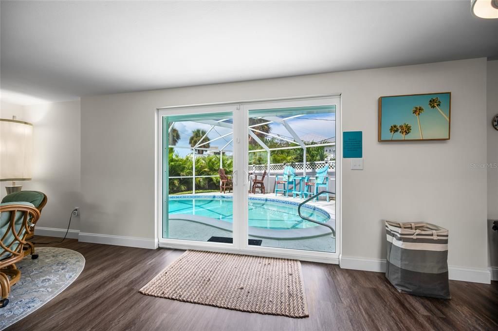 En Venta: $869,900 (2 camas, 2 baños, 1285 Pies cuadrados)