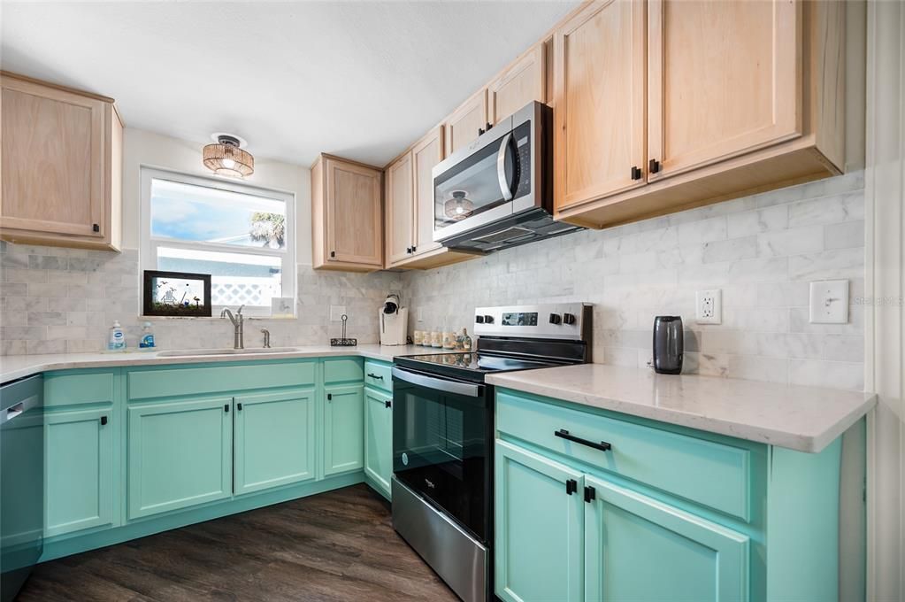 En Venta: $869,900 (2 camas, 2 baños, 1285 Pies cuadrados)
