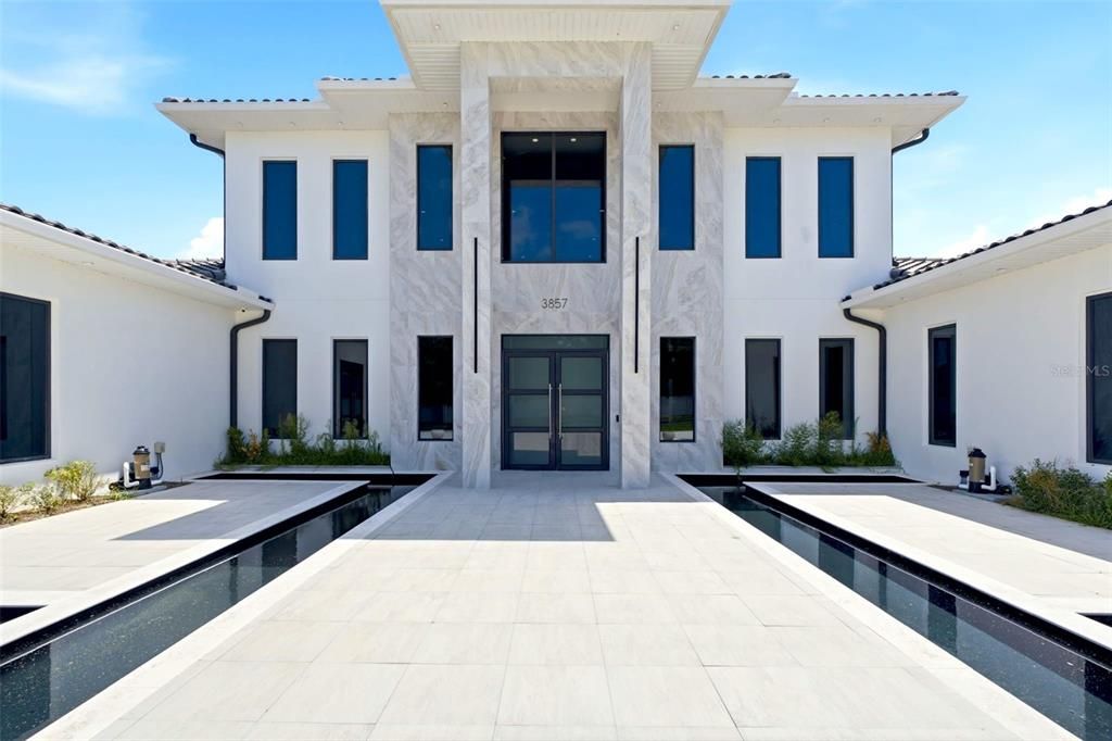 En Venta: $6,000,000 (5 camas, 7 baños, 8658 Pies cuadrados)