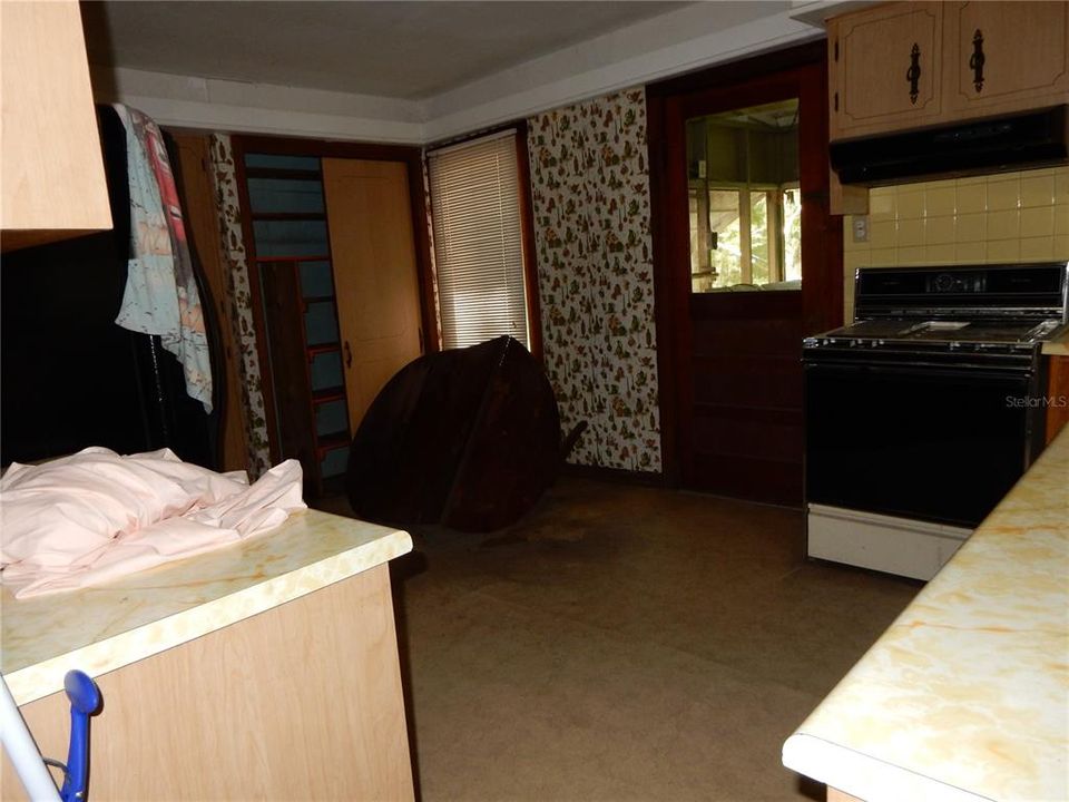 Activo con contrato: $225,000 (3 camas, 2 baños, 1152 Pies cuadrados)