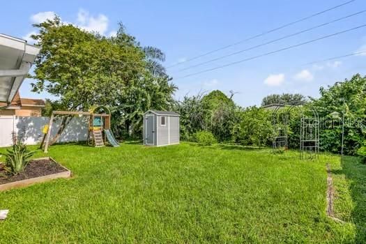 En Venta: $324,999 (3 camas, 2 baños, 1076 Pies cuadrados)