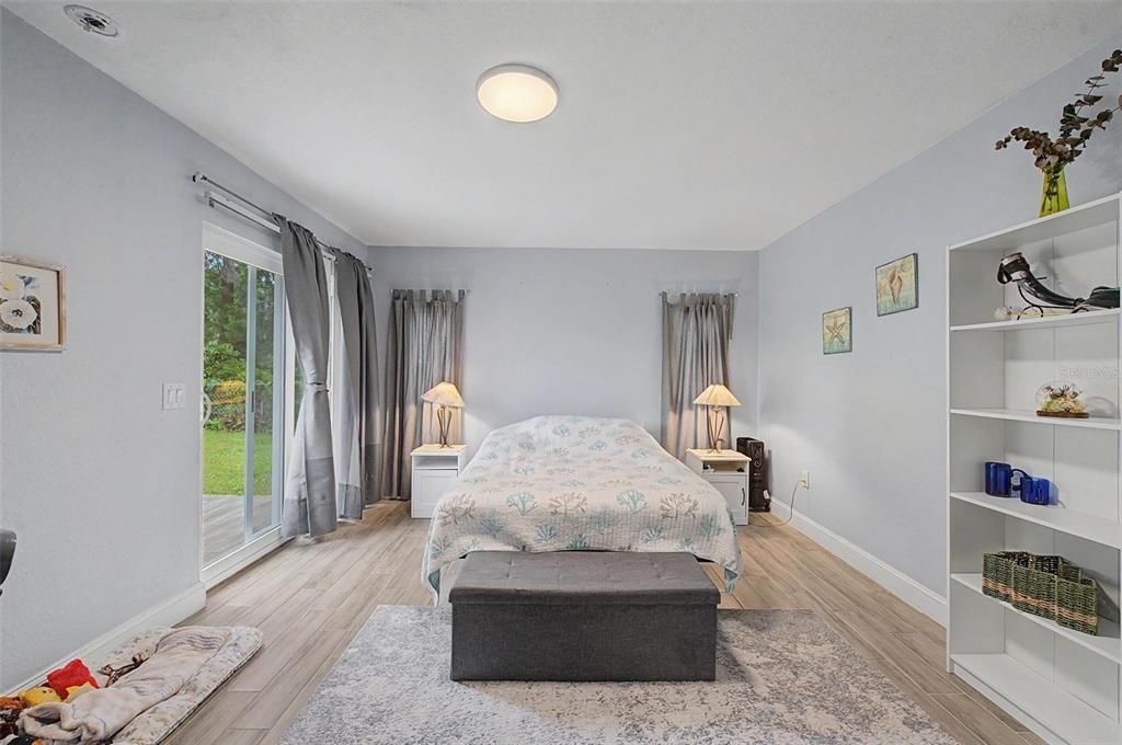For Sale: $459,900 (3 beds, 2 baths, 1761 Square Feet)