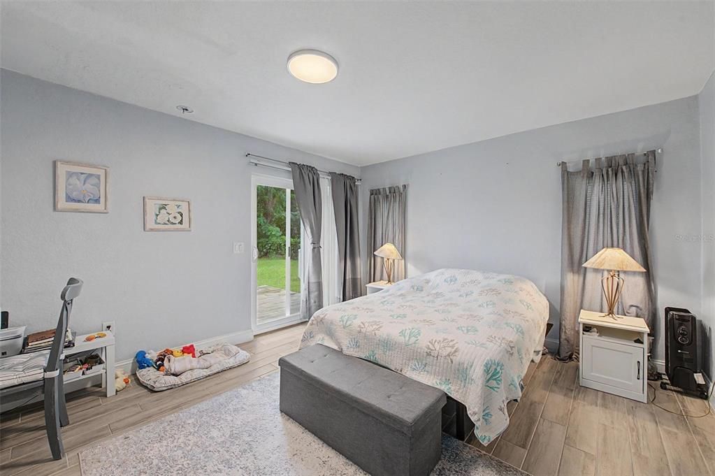 For Sale: $459,900 (3 beds, 2 baths, 1761 Square Feet)