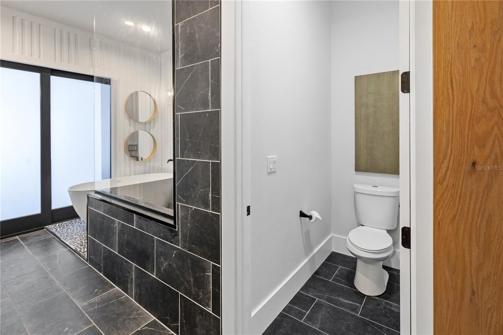 For Sale: $1,650,000 (4 beds, 4 baths, 3620 Square Feet)