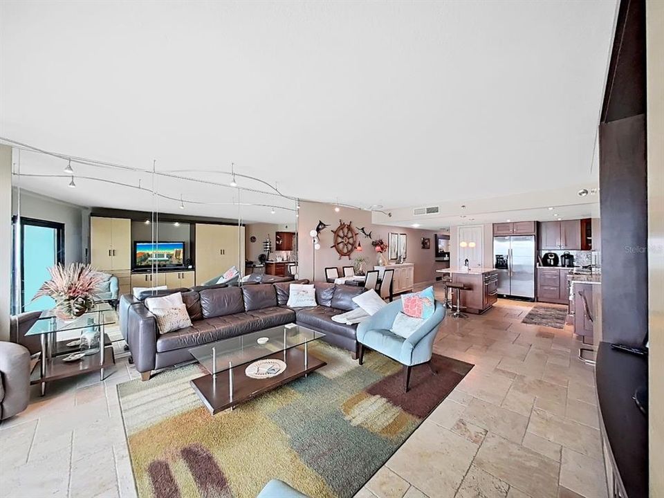 En Venta: $665,000 (1 camas, 1 baños, 875 Pies cuadrados)