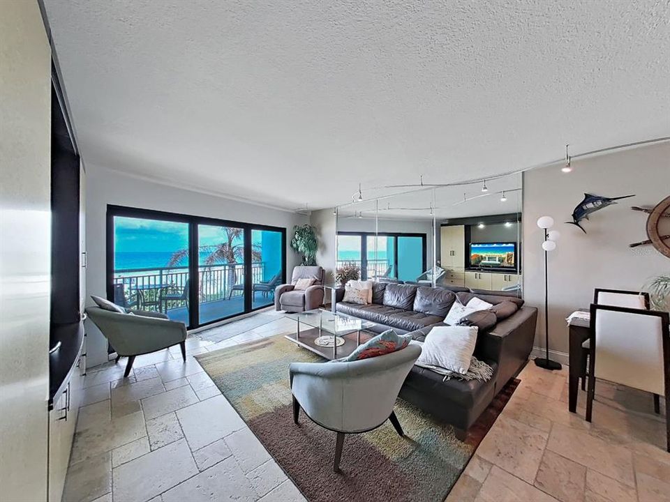 En Venta: $665,000 (1 camas, 1 baños, 875 Pies cuadrados)