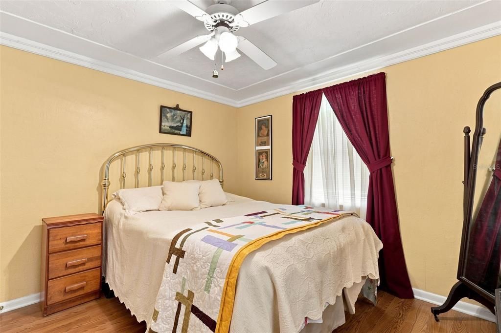 На продажу: $235,000 (3 спален, 2 ванн, 1292 Квадратных фут)