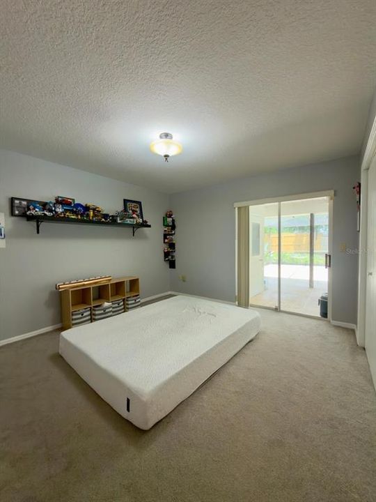 En Venta: $329,900 (3 camas, 2 baños, 1935 Pies cuadrados)