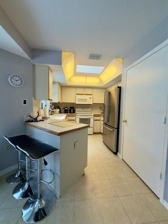 En Venta: $329,900 (3 camas, 2 baños, 1935 Pies cuadrados)