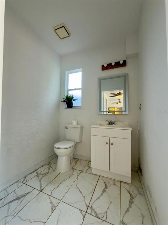 En Venta: $329,900 (3 camas, 2 baños, 1935 Pies cuadrados)