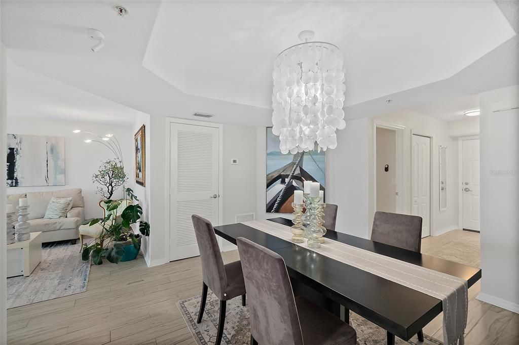 For Sale: $540,000 (2 beds, 2 baths, 1660 Square Feet)