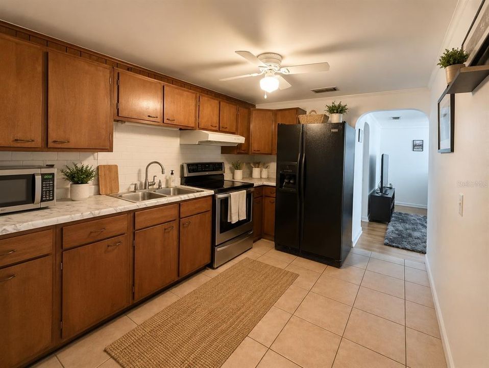 For Rent: $1,650 (2 beds, 1 baths, 1100 Square Feet)