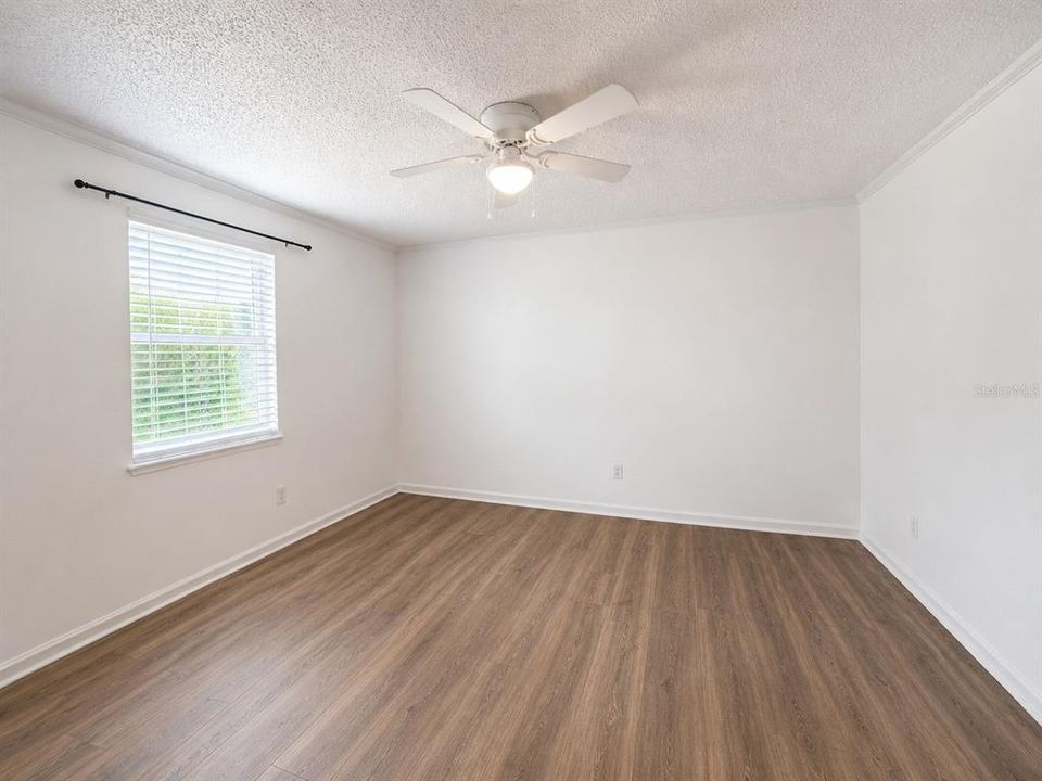 For Rent: $1,650 (2 beds, 1 baths, 1100 Square Feet)