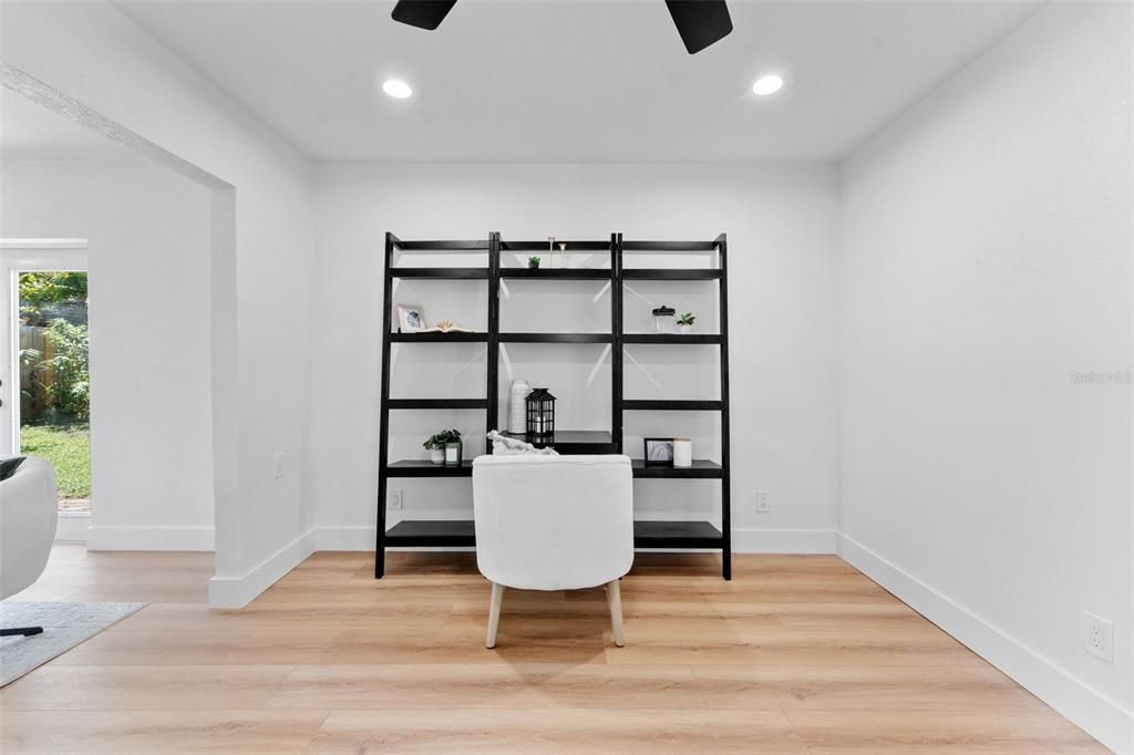 For Sale: $540,000 (5 beds, 3 baths, 2652 Square Feet)