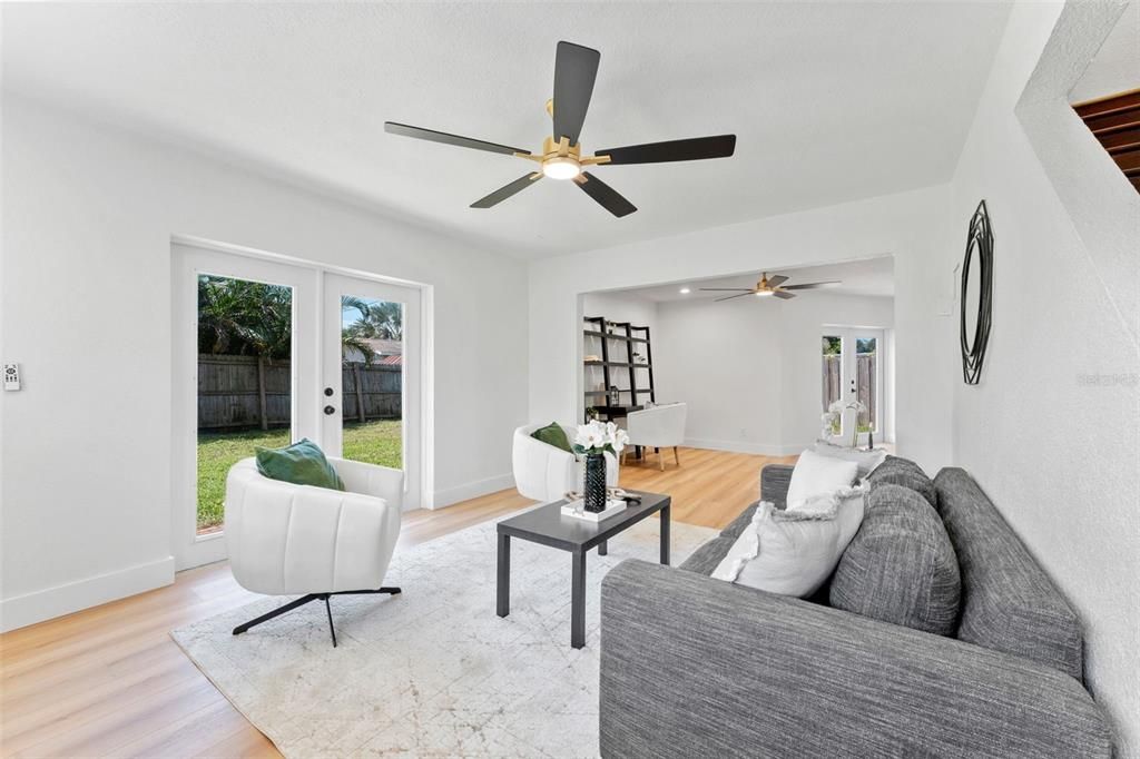 For Sale: $540,000 (5 beds, 3 baths, 2652 Square Feet)