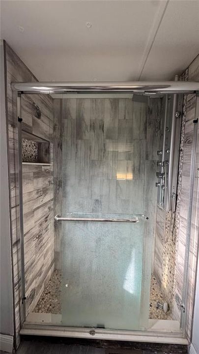 For Rent: $1,800 (3 beds, 2 baths, 1358 Square Feet)