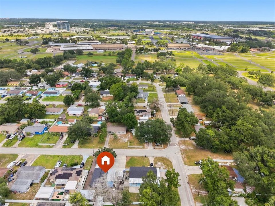 На продажу: $430,000 (4 спален, 2 ванн, 1619 Квадратных фут)
