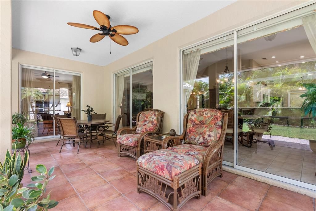 Activo con contrato: $379,000 (2 camas, 2 baños, 1826 Pies cuadrados)