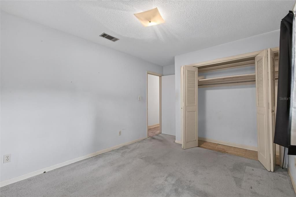 Active With Contract: $285,000 (4 beds, 2 baths, 1500 Square Feet)