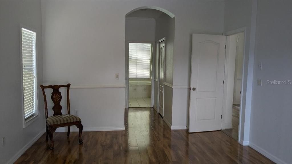 For Rent: $3,600 (5 beds, 3 baths, 2790 Square Feet)