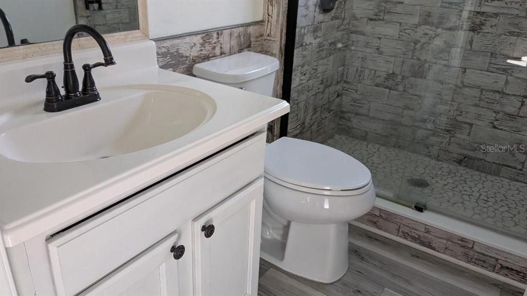 For Rent: $3,600 (5 beds, 3 baths, 2790 Square Feet)