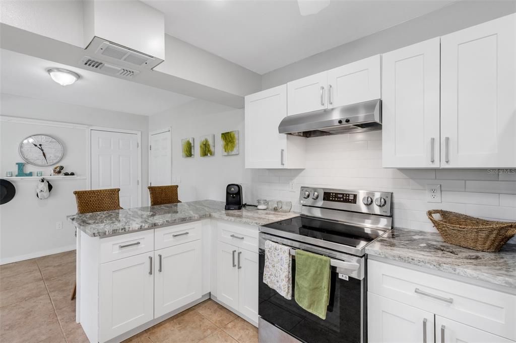 For Sale: $570,000 (3 beds, 2 baths, 2090 Square Feet)