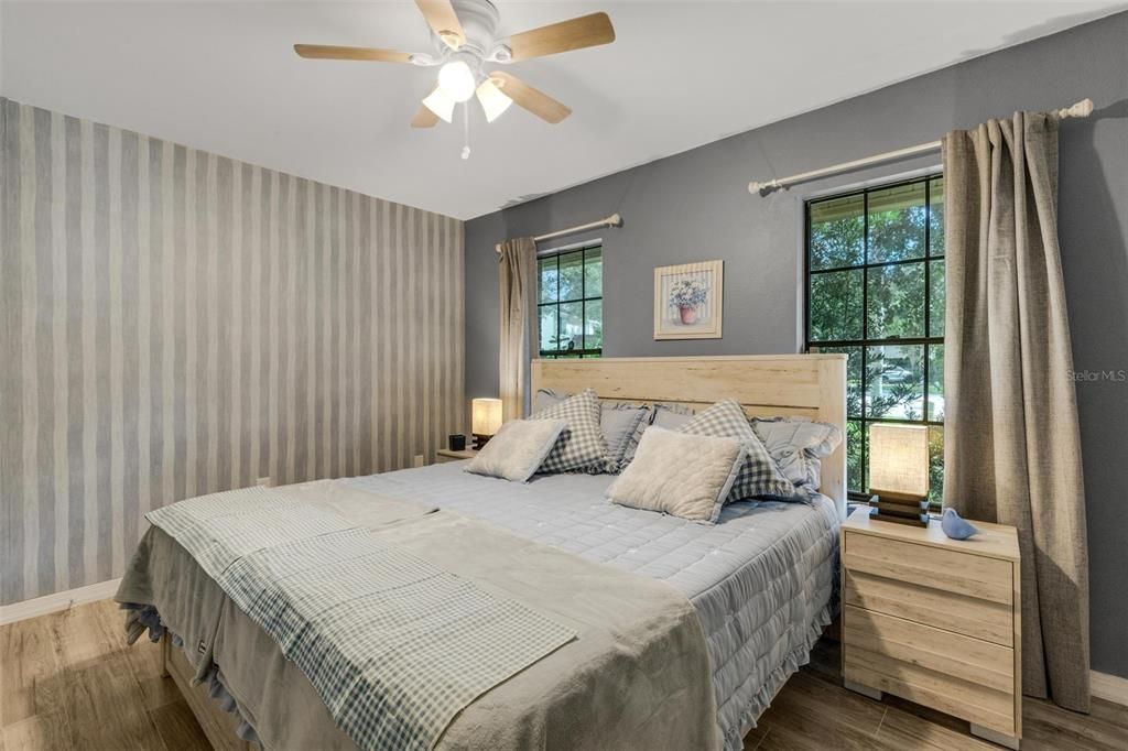 For Sale: $570,000 (3 beds, 2 baths, 2090 Square Feet)