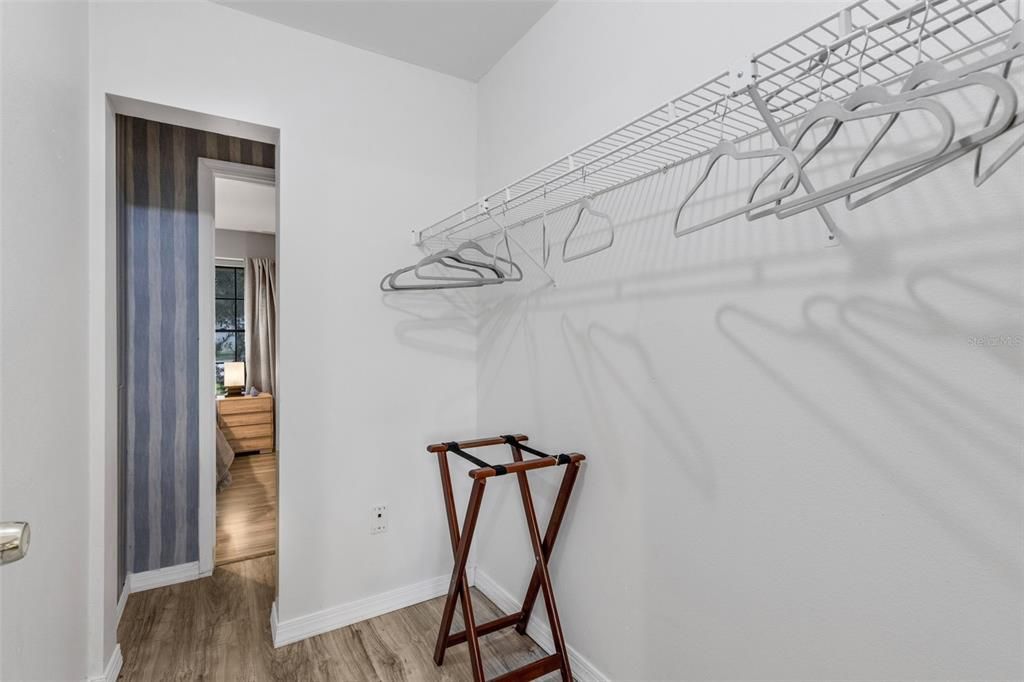 For Sale: $570,000 (3 beds, 2 baths, 2090 Square Feet)