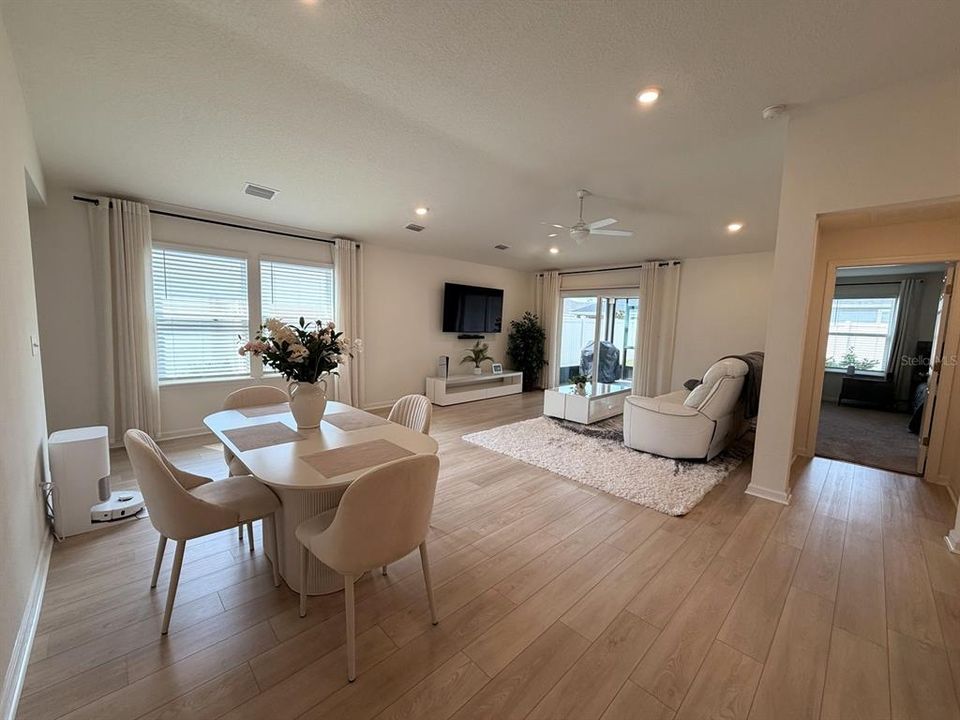 For Sale: $429,949 (3 beds, 2 baths, 1503 Square Feet)