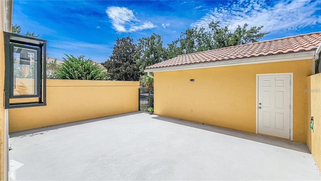 For Rent: $2,800 (4 beds, 3 baths, 1720 Square Feet)