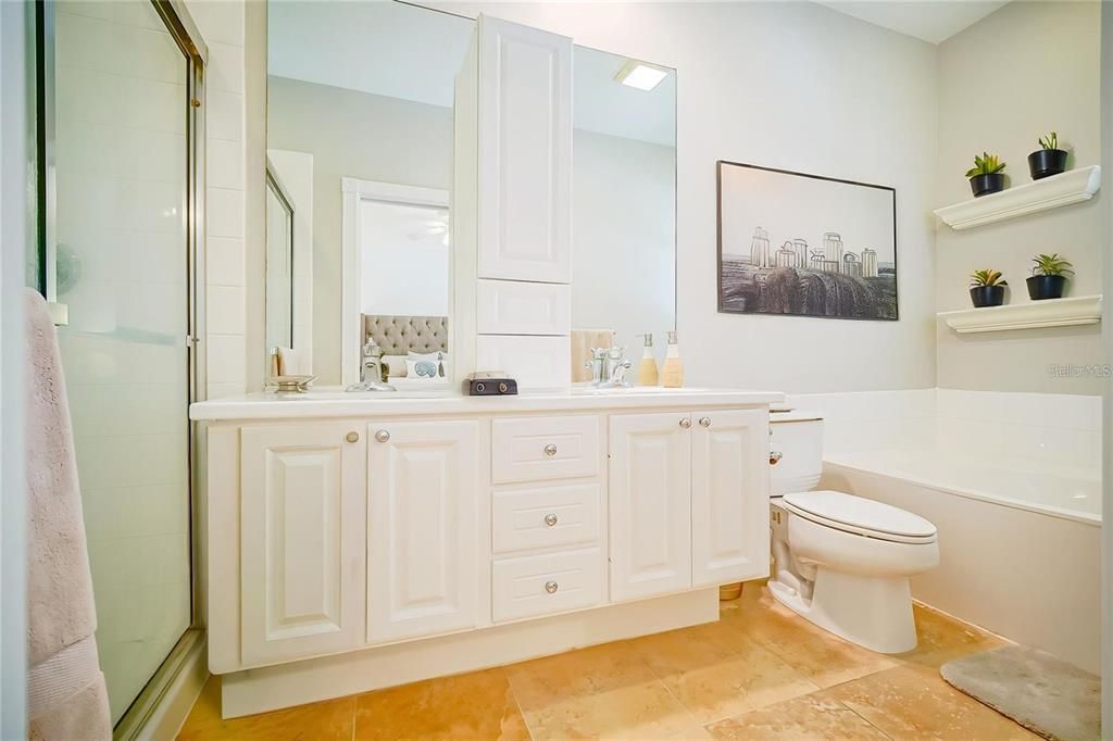 For Rent: $2,800 (4 beds, 3 baths, 1720 Square Feet)