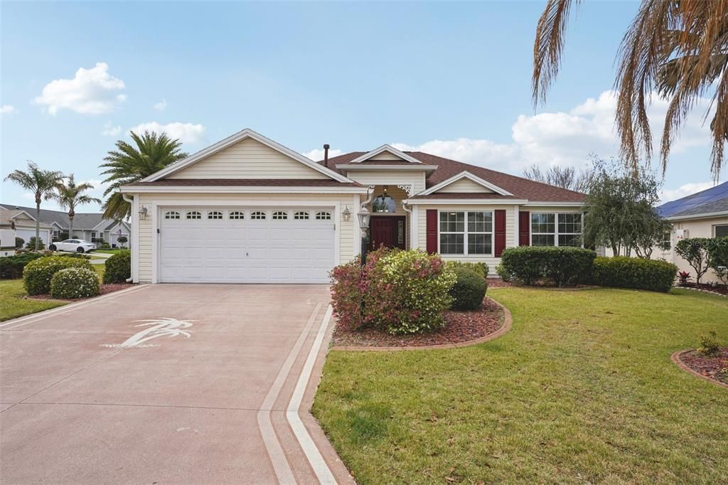 For Sale: $440,000 (3 beds, 2 baths, 1667 Square Feet)