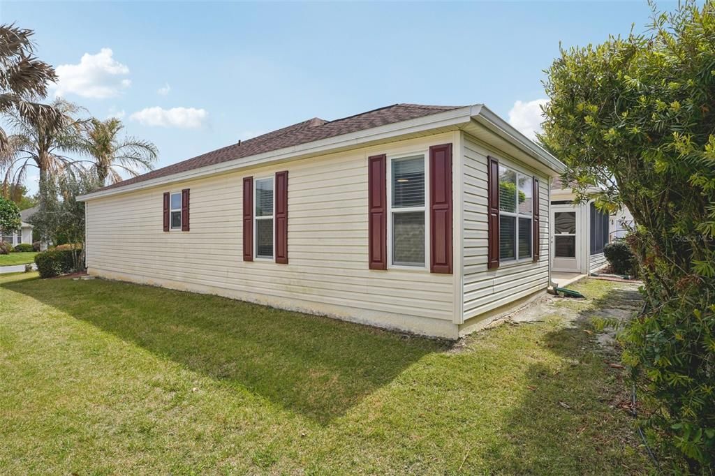 For Sale: $440,000 (3 beds, 2 baths, 1667 Square Feet)