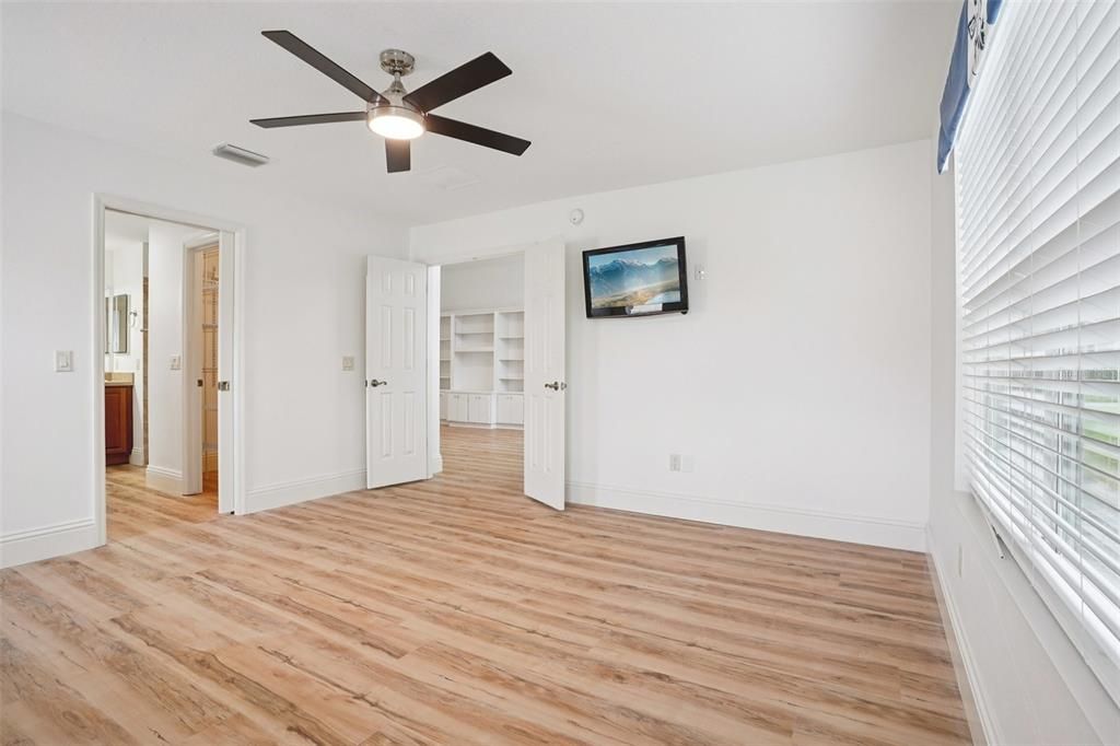 For Sale: $440,000 (3 beds, 2 baths, 1667 Square Feet)