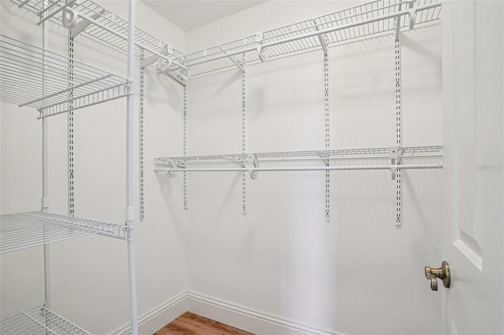 For Sale: $440,000 (3 beds, 2 baths, 1667 Square Feet)