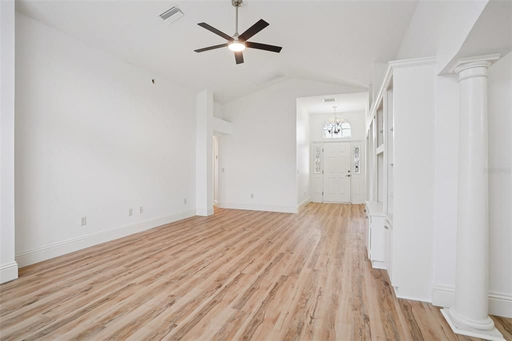 For Sale: $440,000 (3 beds, 2 baths, 1667 Square Feet)