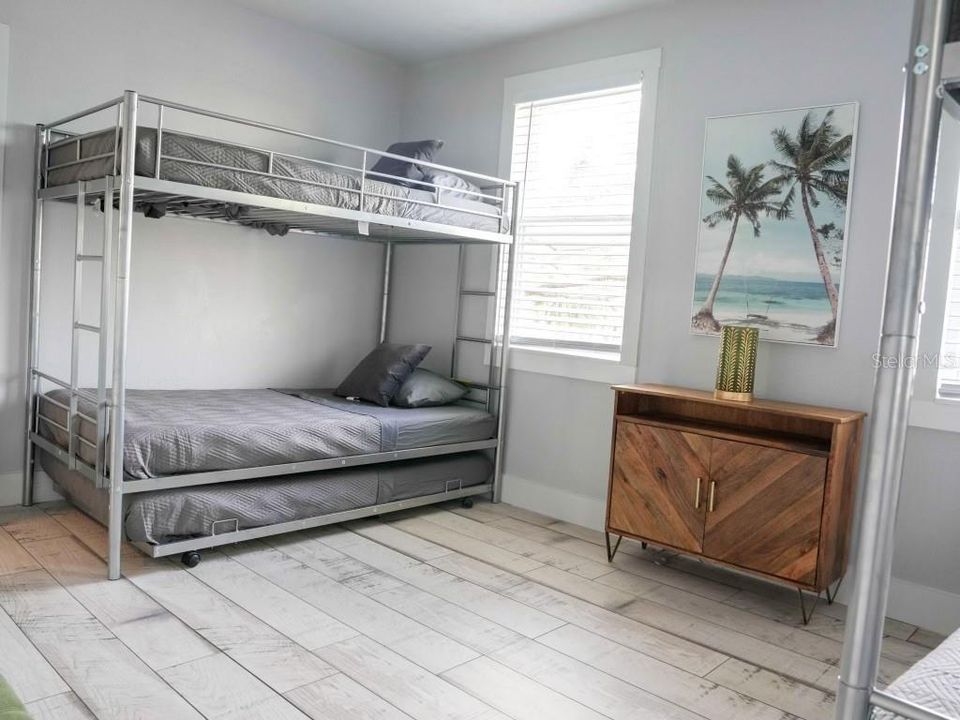 For Sale: $579,900 (8 beds, 0 baths, 1800 Square Feet)