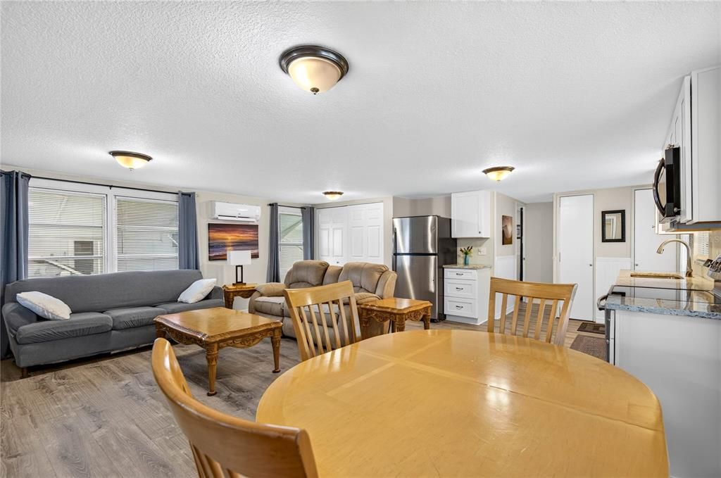 En Venta: $139,000 (2 camas, 1 baños, 880 Pies cuadrados)