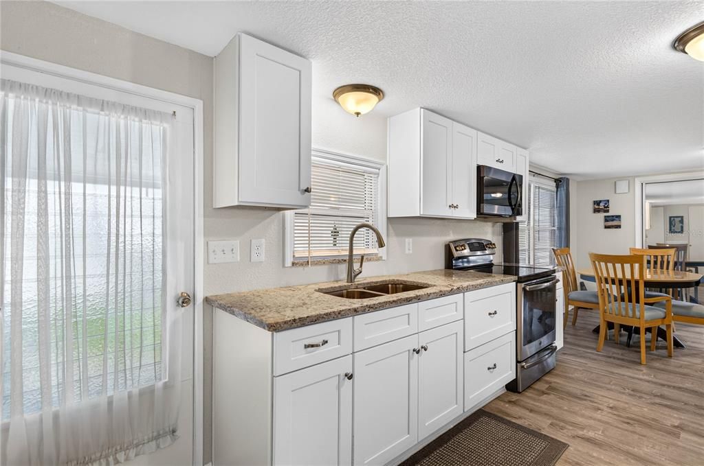 En Venta: $139,000 (2 camas, 1 baños, 880 Pies cuadrados)