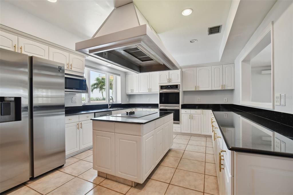 En Venta: $7,500,000 (6 camas, 5 baños, 6958 Pies cuadrados)
