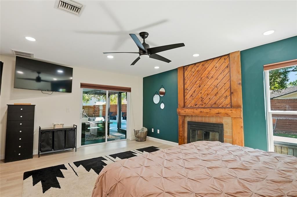 En Renta: $3,995 (3 camas, 3 baños, 1633 Pies cuadrados)