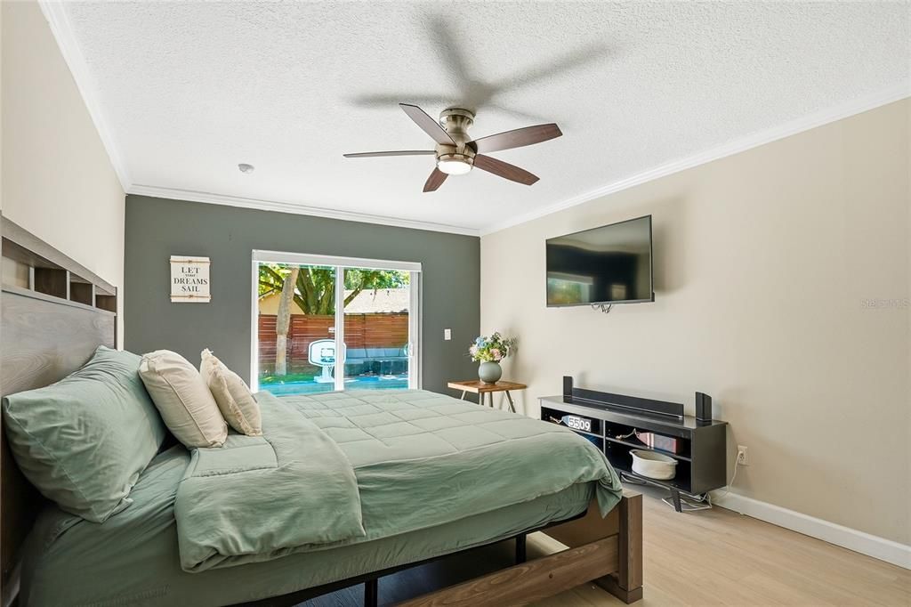 En Renta: $3,995 (3 camas, 3 baños, 1633 Pies cuadrados)