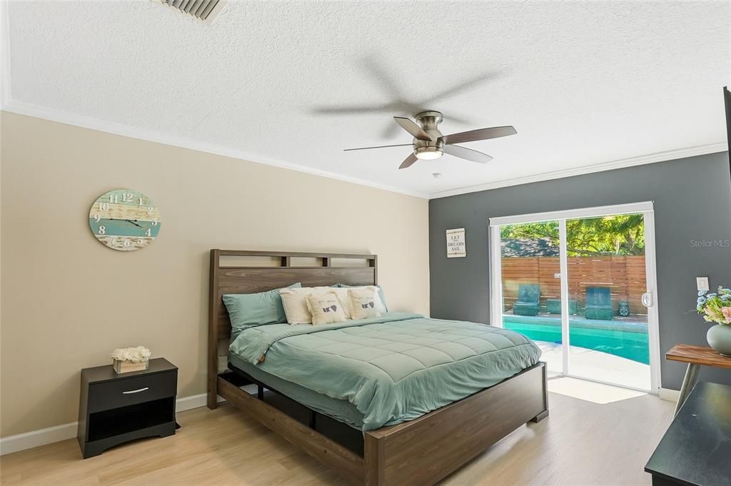 En Renta: $3,995 (3 camas, 3 baños, 1633 Pies cuadrados)