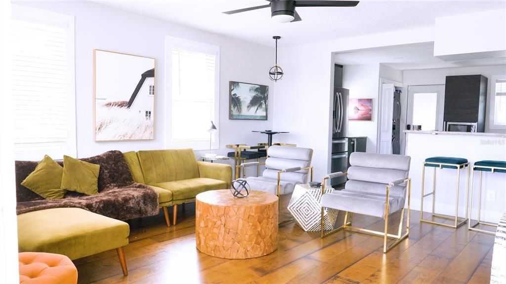 For Sale: $579,900 (4 beds, 2 baths, 1800 Square Feet)