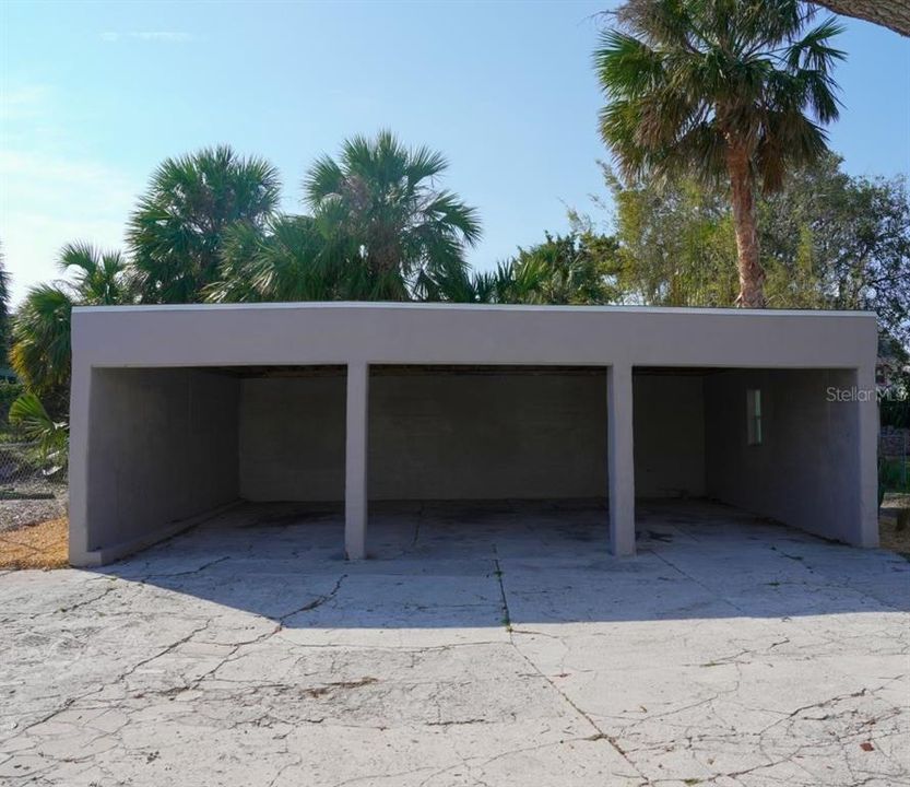 For Sale: $579,900 (4 beds, 2 baths, 1800 Square Feet)