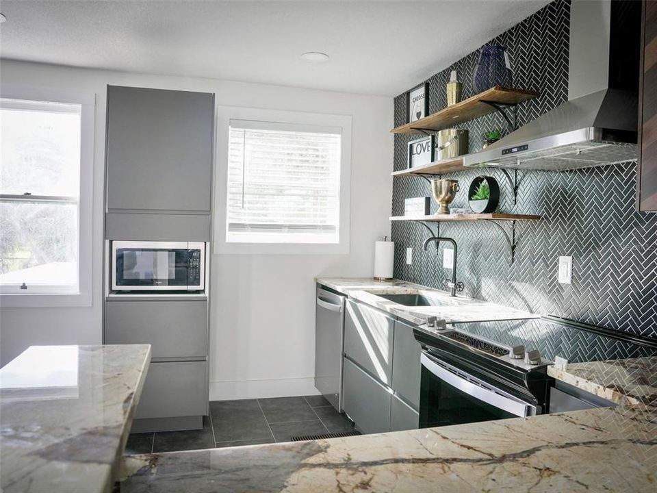 For Sale: $579,900 (4 beds, 2 baths, 1800 Square Feet)