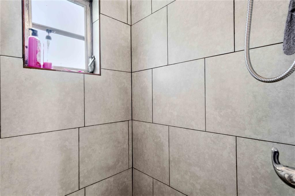 На продажу: $190,000 (2 спален, 2 ванн, 1386 Квадратных фут)