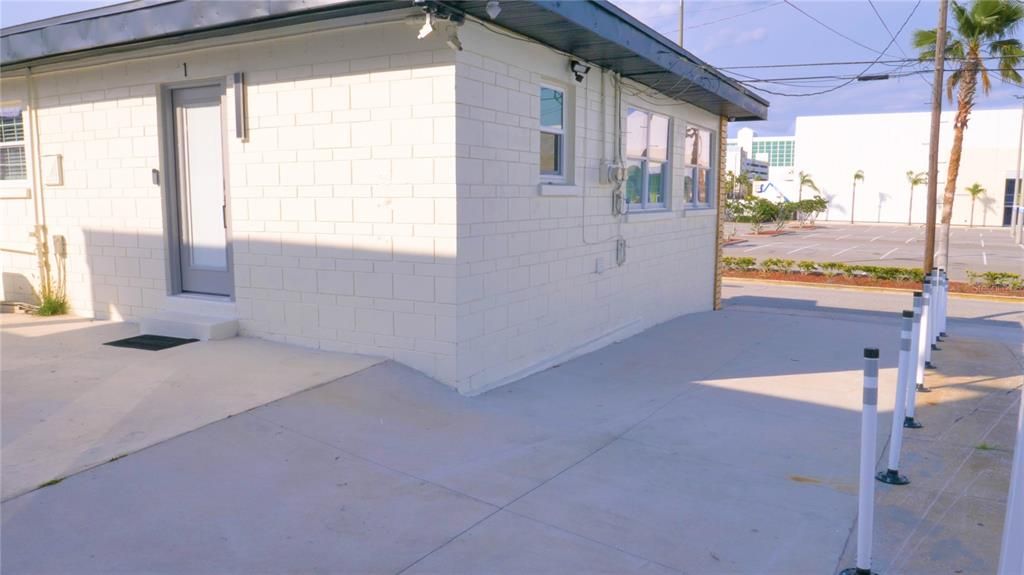 For Sale: $589,900 (3 beds, 0 baths, 1830 Square Feet)