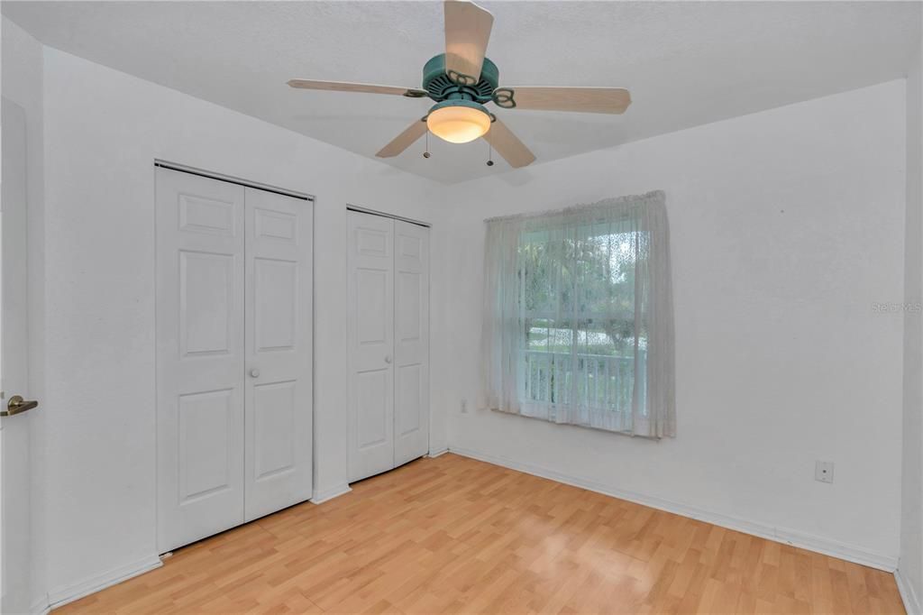 For Sale: $224,900 (2 beds, 2 baths, 1062 Square Feet)