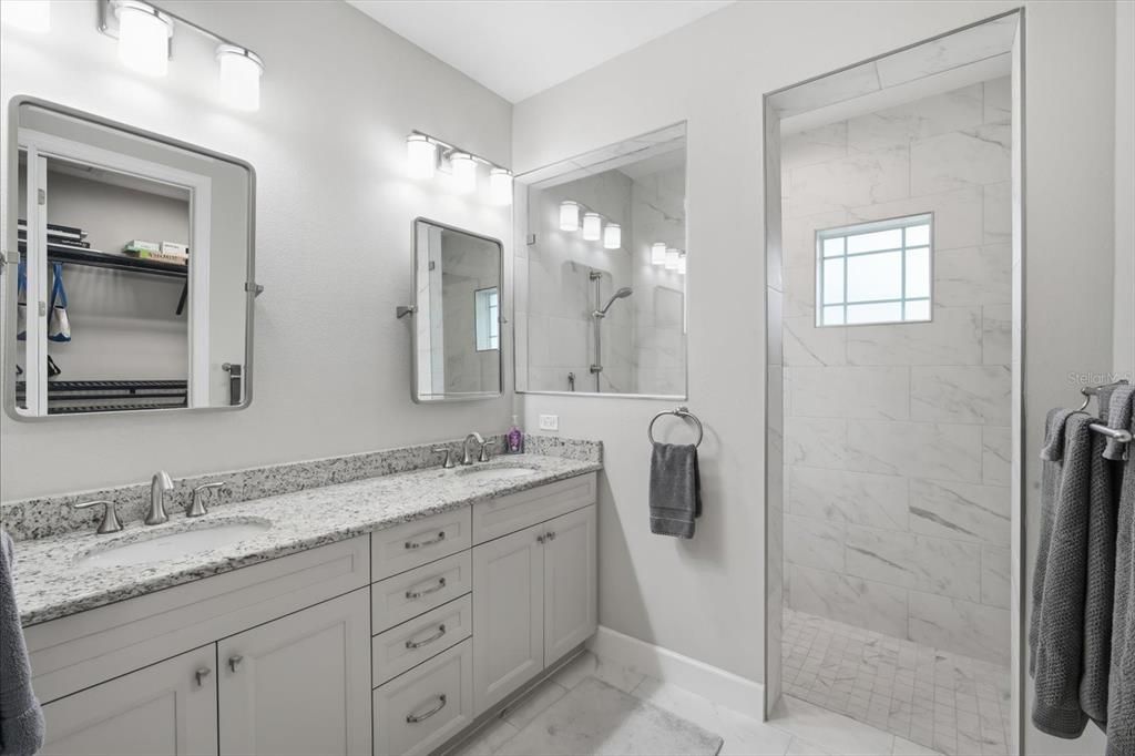 For Sale: $500,000 (3 beds, 2 baths, 2079 Square Feet)